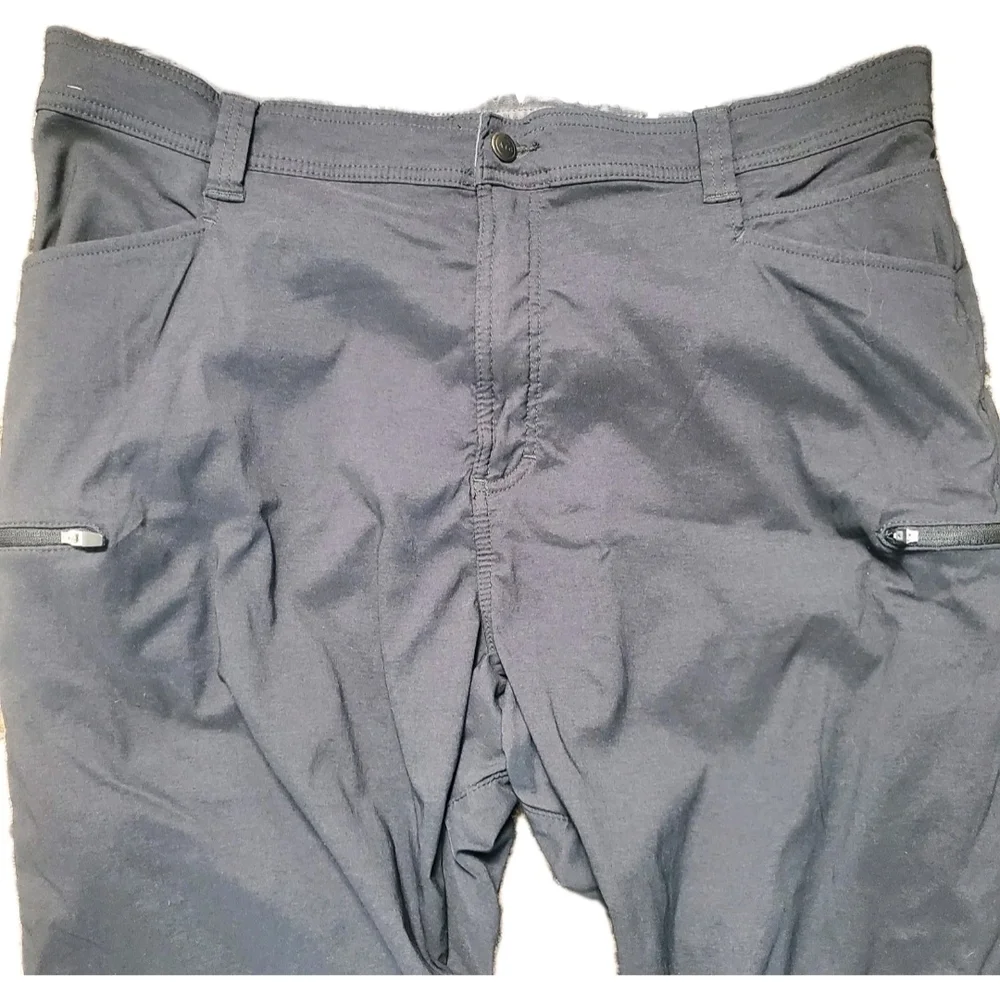 Wrangler ATG Fleece Lined Cargo Pants Mens 40x30 Black Relaxed Fit